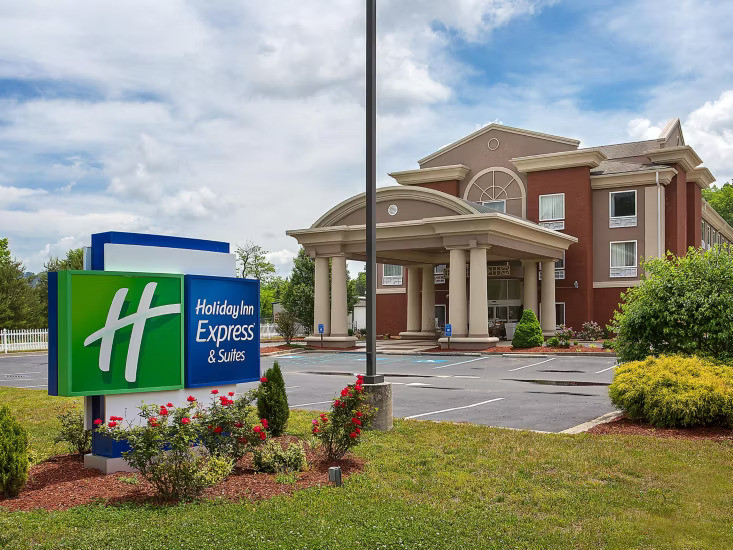 Holiday Inn Express, Murphy